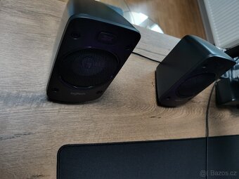 Reproduktory Logitech Z906 - 3