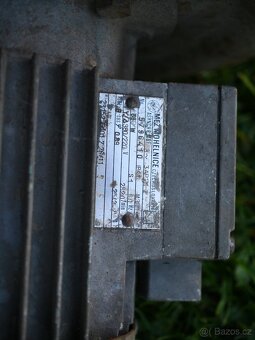 Litinový ventilátor k výhni - 3