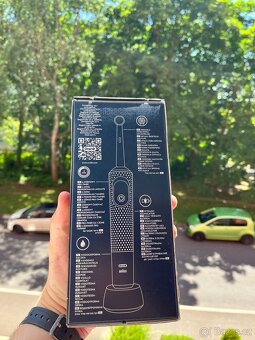 Elektrický Zubní Kartáček na zuby Oral-B Vitality Pro - 3