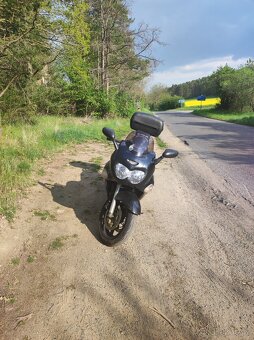SUZUKI GSX 750 F - 3