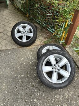 Zimní sada 215/55 R17 - 3