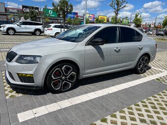 Octavia 3 Rs - 3