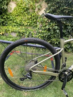 Giant Gravel - 3