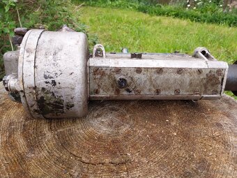 Vstřikovací palivové čerpadlo praga v3s - 3