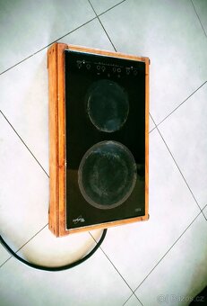 2 varné zóny. Indukční varná deska Whirlpool s rámečkem. - 3