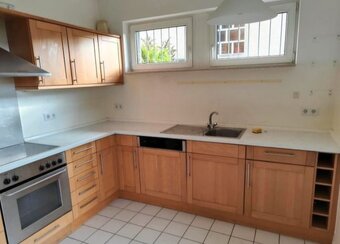 Moderní kuchyně z masivu se spotřebiči,5822 - 3