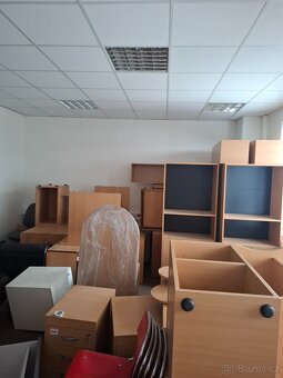 Kancelářský nábytek - 3