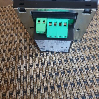 Programovací termostat Raychem - 3