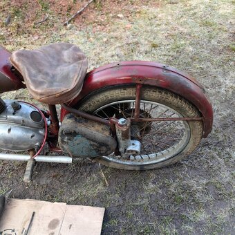 ČZ 150 c červená - 3