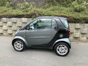 Smart Fortwo 0.7 i  najeto 72 tis.km  Klima - 3