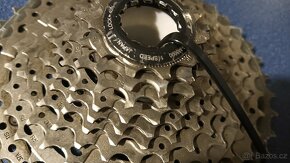 Kazeta Shimano XT CS-M8000 11-42z - 3