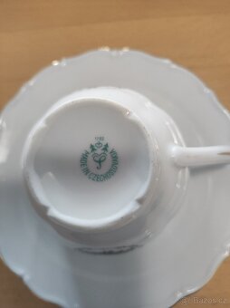 Kávové porcelánové šálky s podšálky - 3