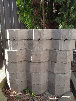 Betonove zatravnováky - 3