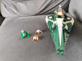 LEGO® Star Wars 9498 Hvězdná stíhačka Jediho Saesee Tiina - 3