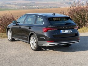Škoda Octavia 2.0TDI 4x4 DSG Scout Tažné Kamera - 3