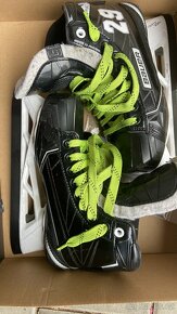 Brankářské brusle Bauer Supreme vel. 38,5 - 3