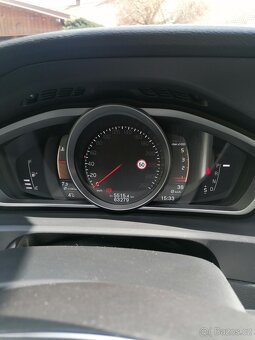 Volvo V40, D3 Cross Country Momentum - 3