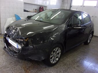 Peugeot 208 1,6 e-HDi - 3