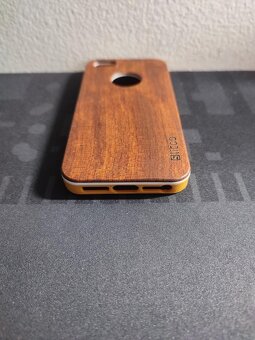 Hnědý kryt pro iPhone SE - přírodní bambus, světlý/tmavý - 3