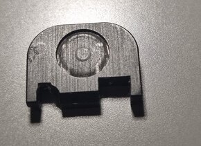 Glock 17, 19 , 26.... zdobené čelo závěru. Punisher - 3