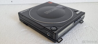 SONY DISCMAN D-100 + BATTERY PACK BP+100 TOP STAV - 3