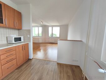 Pronájem bytu s lodžií 3+kk, 70 m2, Březnice, okr. Příbram - 3