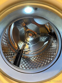 Pračka Miele SOFTTRONIC W 6749 - 3