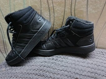 Tenisky Adidas 42 kotníkové - 3