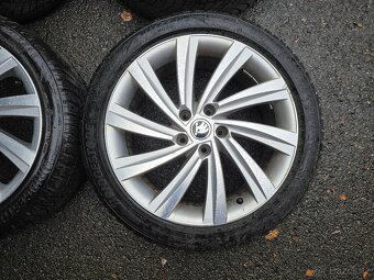 Škoda Octavia - zimní orig. ALU sada Perseus 5x112 R18 - - 3