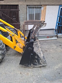 Rýpadlo nakladač JCB 3CX Super SiteMaster - 3