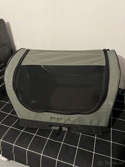 Přepravka pro psa do auta - 3