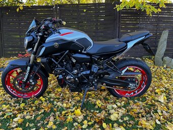 Yamaha MT-07 - 3