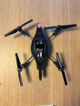 Dron Parrot AR - 3