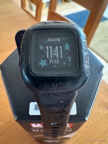 Dětské chytré hodinky - Garmin vívofit jr. 3 Black Panther - 3