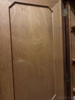 Starožitná skříň - 3