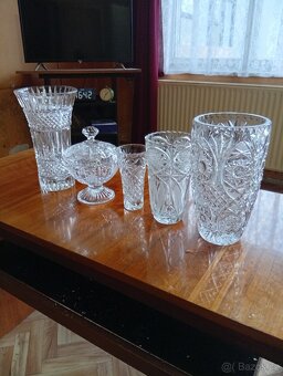 Prodám skleněné broušené vázy,mísy.,skleničky. - 3