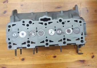 Hlava motoru 038103373r 1.9tdi 2.0tdi - 3
