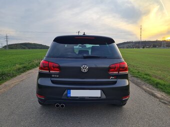 VW Golf VI GTD 2,0 125 kw - 3