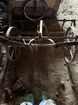 Různé stroje za koně nebo malotraktor nebo dekorace - 3
