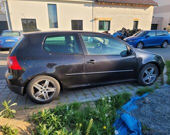 Volkswagen Golf V 1.9TDI Comfortline 77kw 3dv 2008 - 3