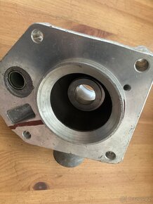 AVIA 15 vodní pumpa - 3