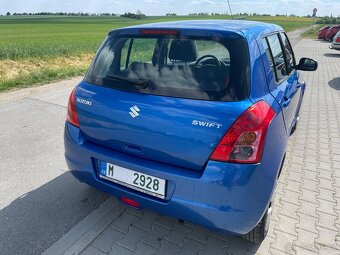 Suzuki Swift 1,3i 68kw rok 2009 - 3