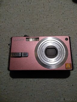 Panasonic Lumix DMC-FX7 - 3