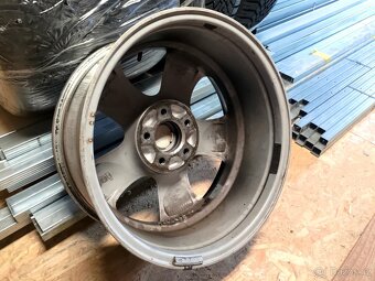 DEZENT 7,5x17 5x114,3 ET38 - 3