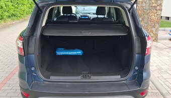 Prodám Ford Kuga Titanium 1.5 EcoBoost 150k man (2019) - 3