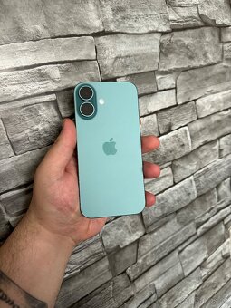 iPhone 16 - 3