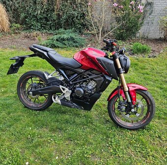 Honda CB125R 2023 - 3