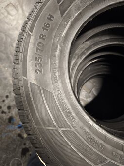 235/70R16 106H Continental Cross Contact LX2 - 3