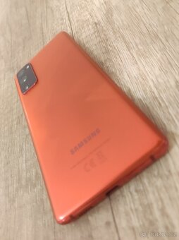 Samsung Galaxy s20FE 128 - 3