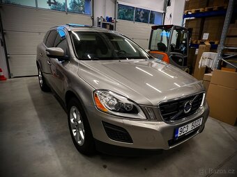 Prodám VOLVO XC60 AWD D5 - 158kW AUT 2012 - Summum TOP STAV - 3